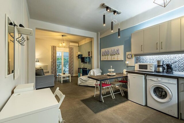 ルビーのベストアクロポリスアパート