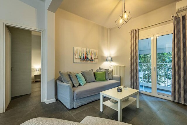 ルビーのベストアクロポリスアパート