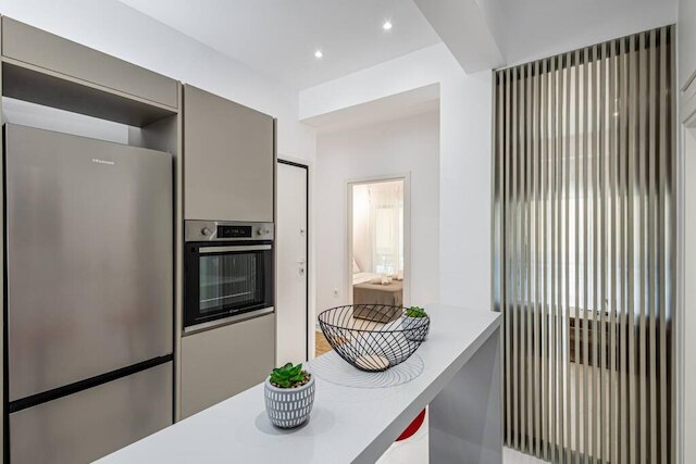 アクロポリスラグジュアリーアパート