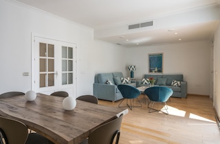 レイ・デ・セビージャ・フラッツ・アレナール