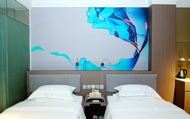 プリスティンホテル