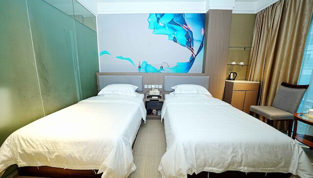 プリスティンホテル