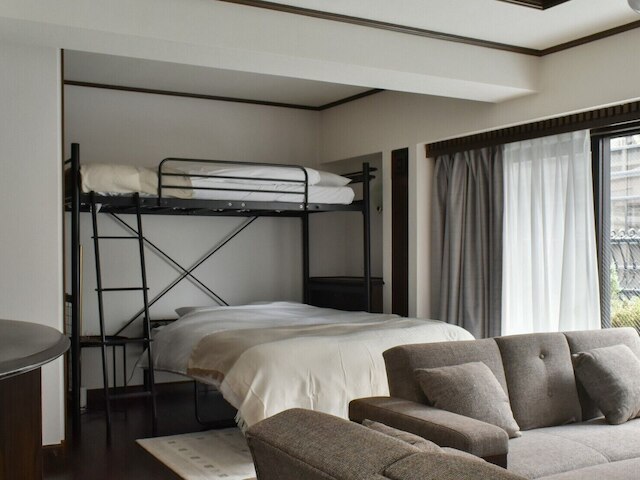 サンモールクレスト607