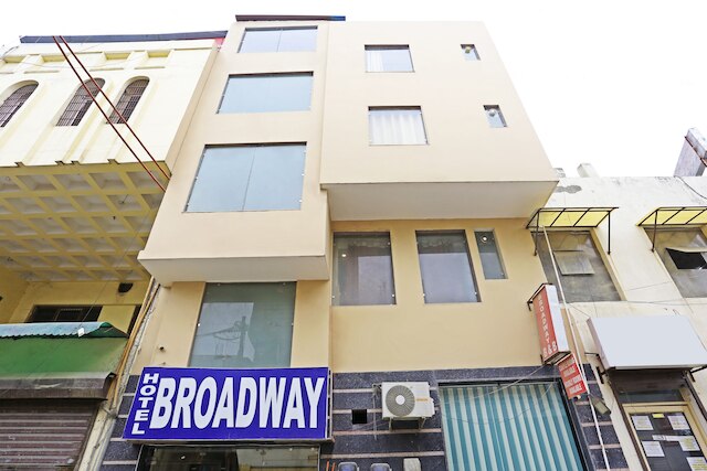 ホテルブロードウェイ