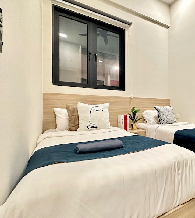 オング キム ウィ レジデンス