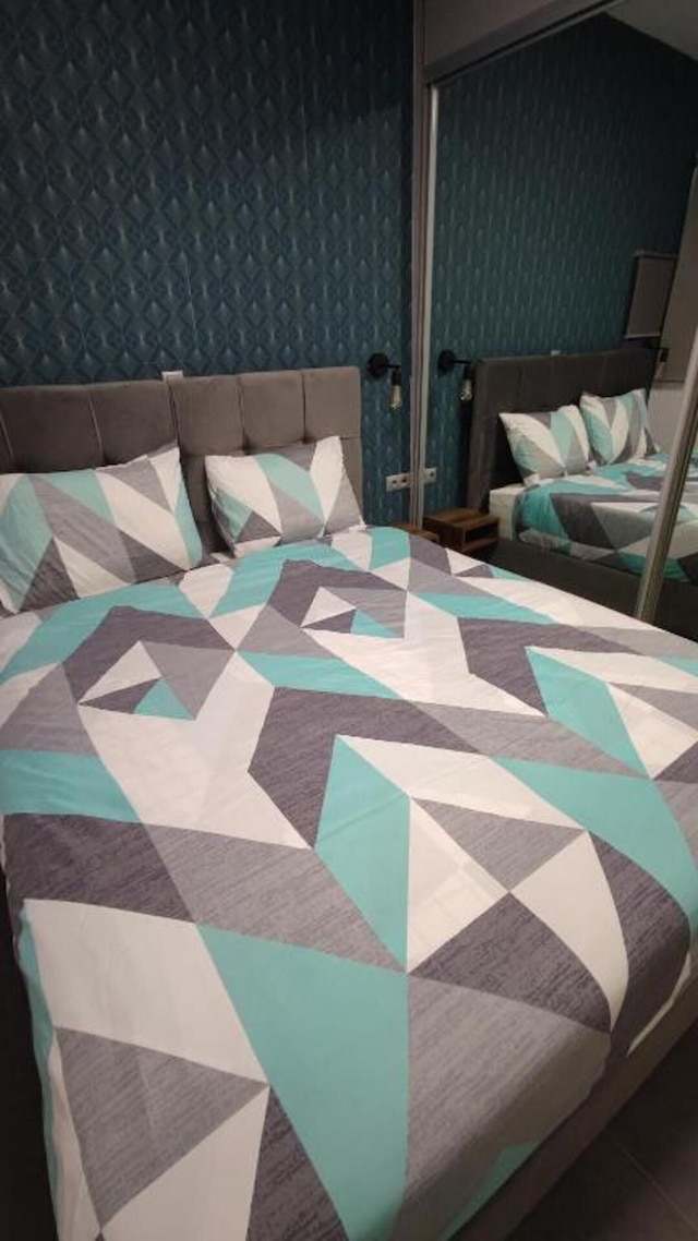 エルモウ・スペリオル・ダウンタウン・スイート バイ アステティック・リビング