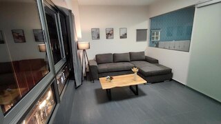 エルモウ・スペリオル・ダウンタウン・スイート バイ アステティック・リビング