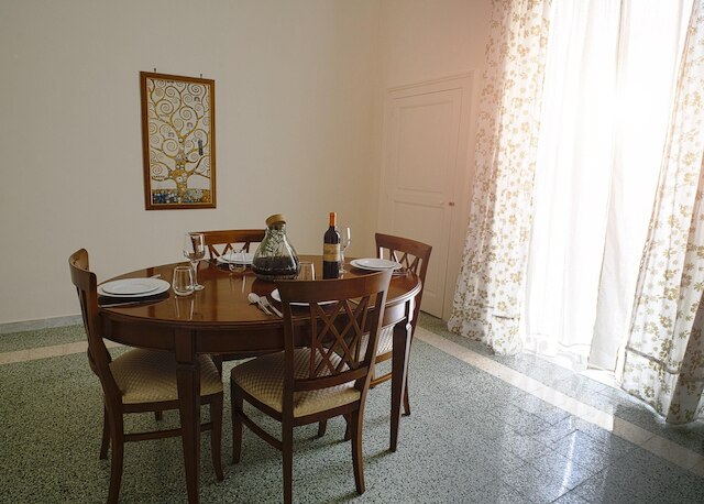 コルテ ニコライアーナ コン バルコーネ バイ ワンダフル イタリー