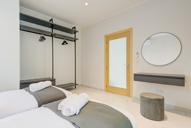 メイフェア・バイ・プレミア・スイーツ・MT