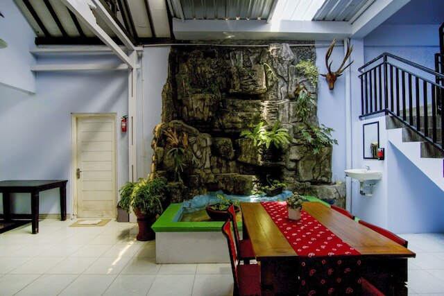 OYO Life 3301ポンドックエヤングオビ