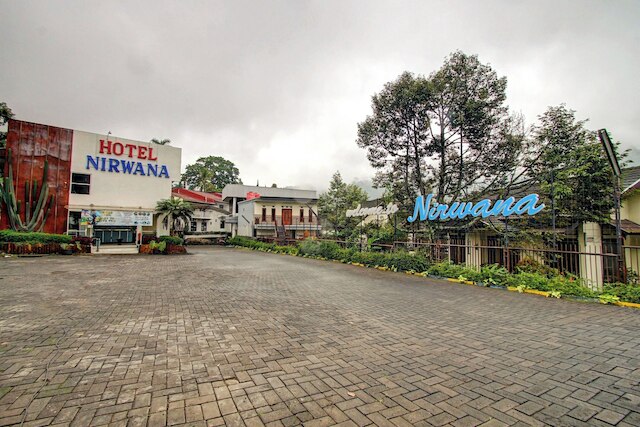 スーパー OYO ライフ 90071 パラライアング ビュー