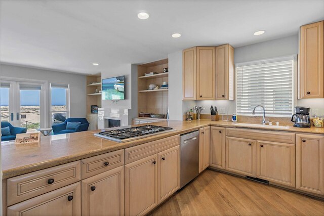 アバンステイのビーチブレイク オーシャンフロント、ビュー、パティオ