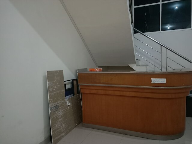 ホテル O エンジョイ ホームステイ & カフェ