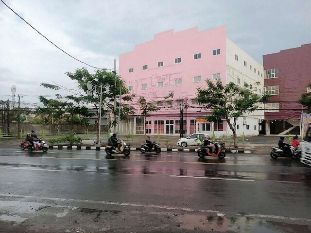 ホテル O エンジョイ ホームステイ & カフェ