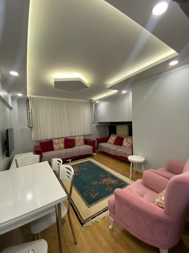 アディギュゼル・ホーム