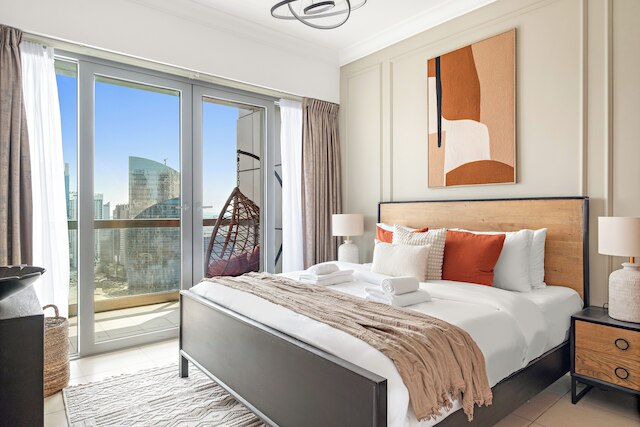 シルクハウス - 8 BLVDウォーク