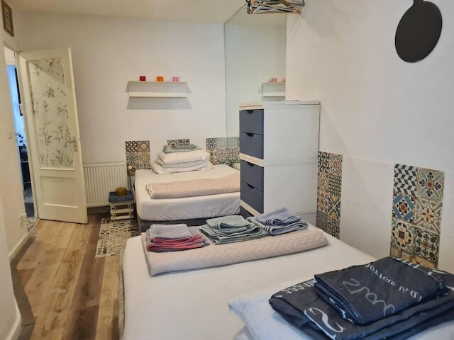 ナイス 2 ダブルベッド イン サニーハウス アムステルダム ウエスト