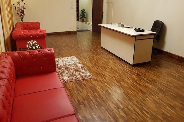 グリーンリーフ アパートメント アンド スイーツ, カルカジ