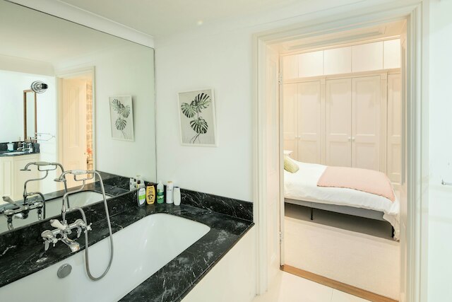 ロンドンの注目の2ベッドルームアパートメント