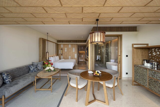 アヤナ セガラ バリ