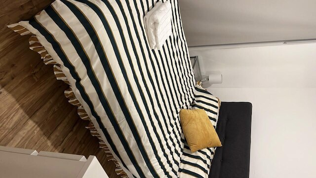 26階の清潔な1ベッドルームアパートメント