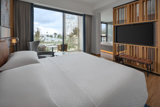 フォー ポインツ バイ シェラトン ビンタン, ラゴイ ベイ