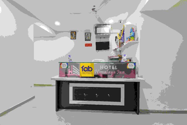 ファブエクスプレス ヒマラヤ イン - インサイド ヒマラヤ モール