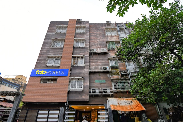 ファブホテル クリシュナ I