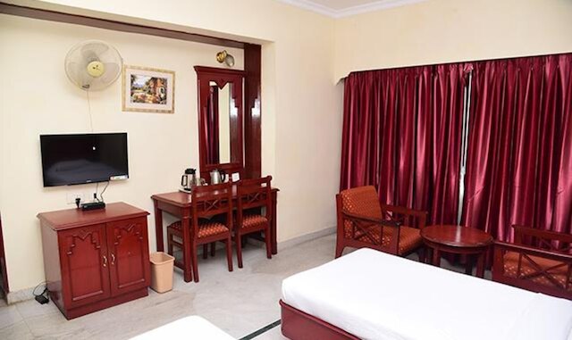 ファブホテルプライムザヴィジャイパークアルンバッカム