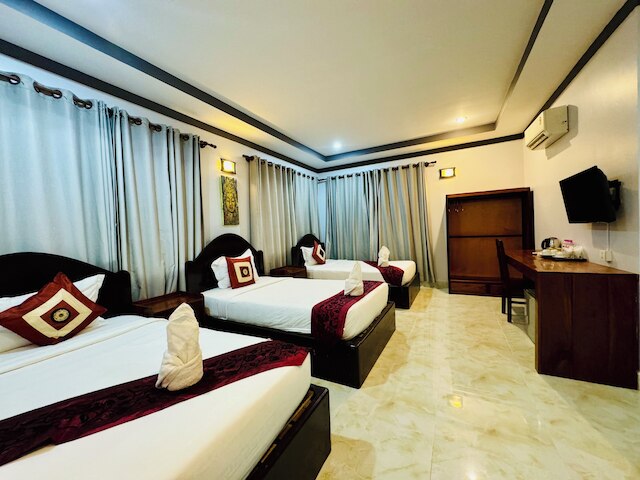 ゴールデン バコン ブティック