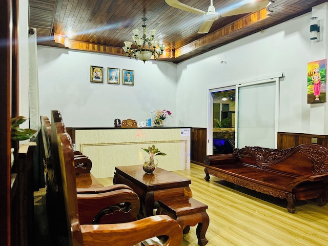 ゴールデン バコン ブティック