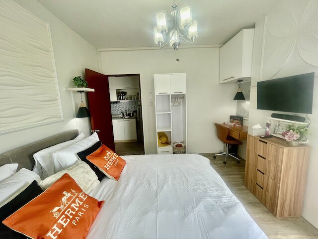 メサヴィレ バコロド | エレガントリー ファーニッシュド 1ベッドルーム ウィズ バルコニー @ ロペス ラックス