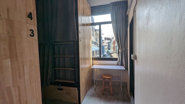 アーバンジャングルホステル