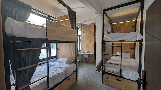 アーバンジャングルホステル