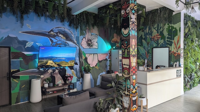 アーバンジャングルホステル