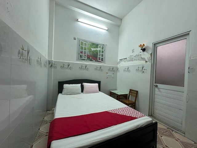 SPOT ON 1222ソングハンモーテル