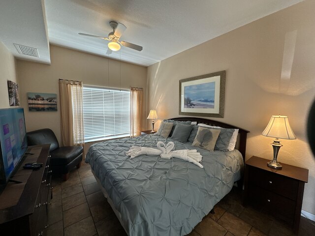 セブン ドワーフズのビラ - オーラ1