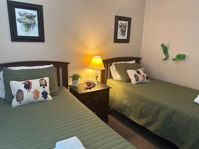 セブン ドワーフズのビラ - オーラ1