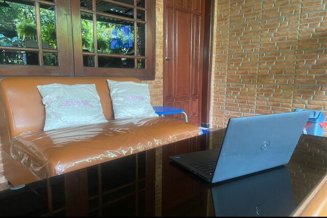 ホテル O ダミア ホームステイ シャリア