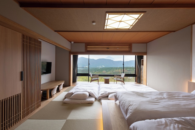 箱根芦ノ湖 美景館