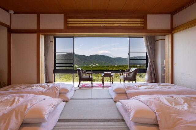 箱根芦ノ湖 美景館