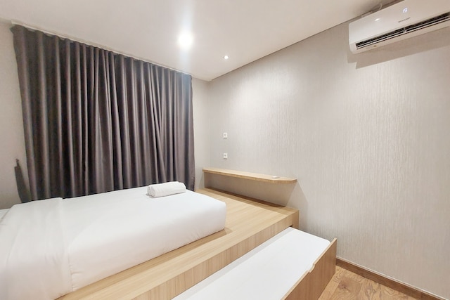 ブランド ニュー アンド ナイス 2ベッドルーム アパートメント アット ザ ライズ コンドミニアム メダン バイ トラベリオ