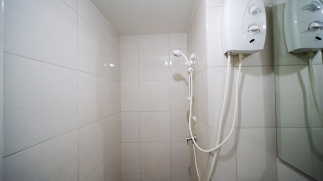 タングリンスーパーモールマンションアパートメントのモダンでホームィなスタジオ