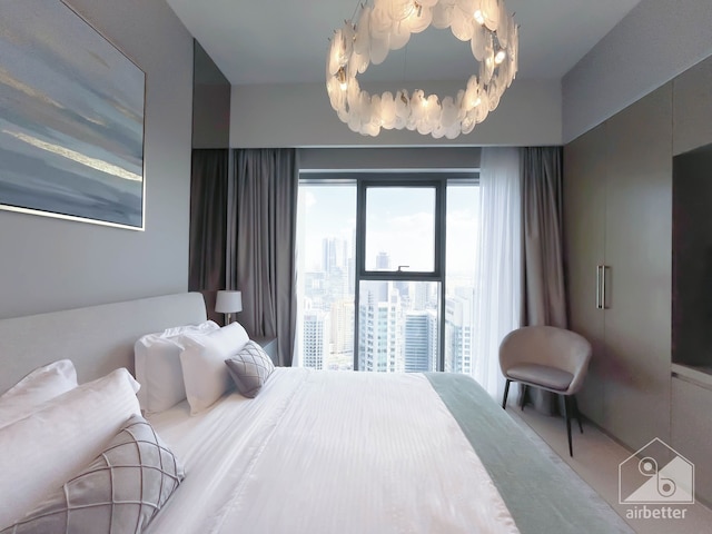 ラグジュアリーブルジュロイヤルアパートバルコニー&息をのむビュー