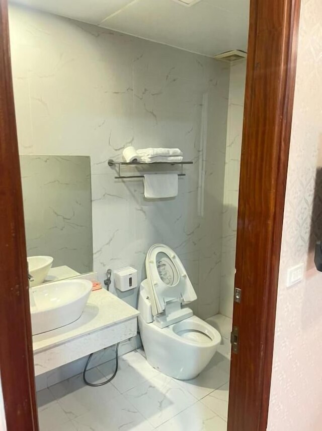 Ngoc Lan 2 Hotel- by Bay Luxury