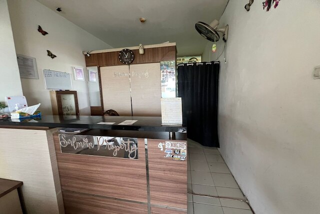 OYO 93424 アパートメント・ザ・スイート・メトロ・バイ・サルマン