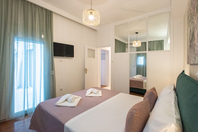 ブルーアークボホステイアクロポリス