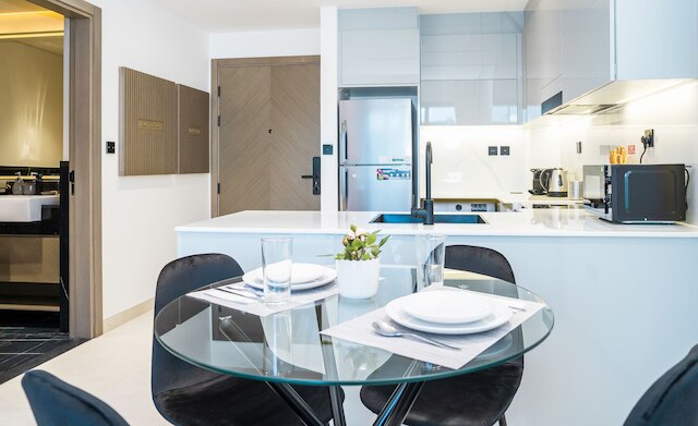 ホームズゲッタウェイ コージー1BR in ビンガッティ運河