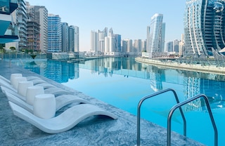 ホームズゲッタウェイ コージー1BR in ビンガッティ運河