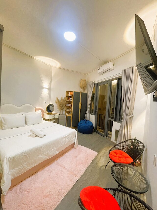 6even（シックスイーブン）